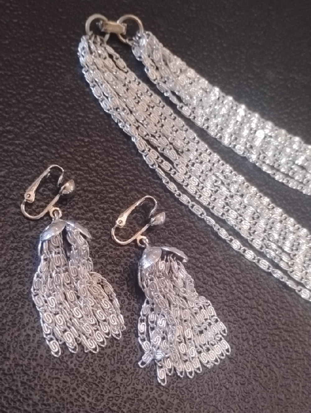 Sarah Cov‎  Necklace and Earring Set - Picture 5 of 6